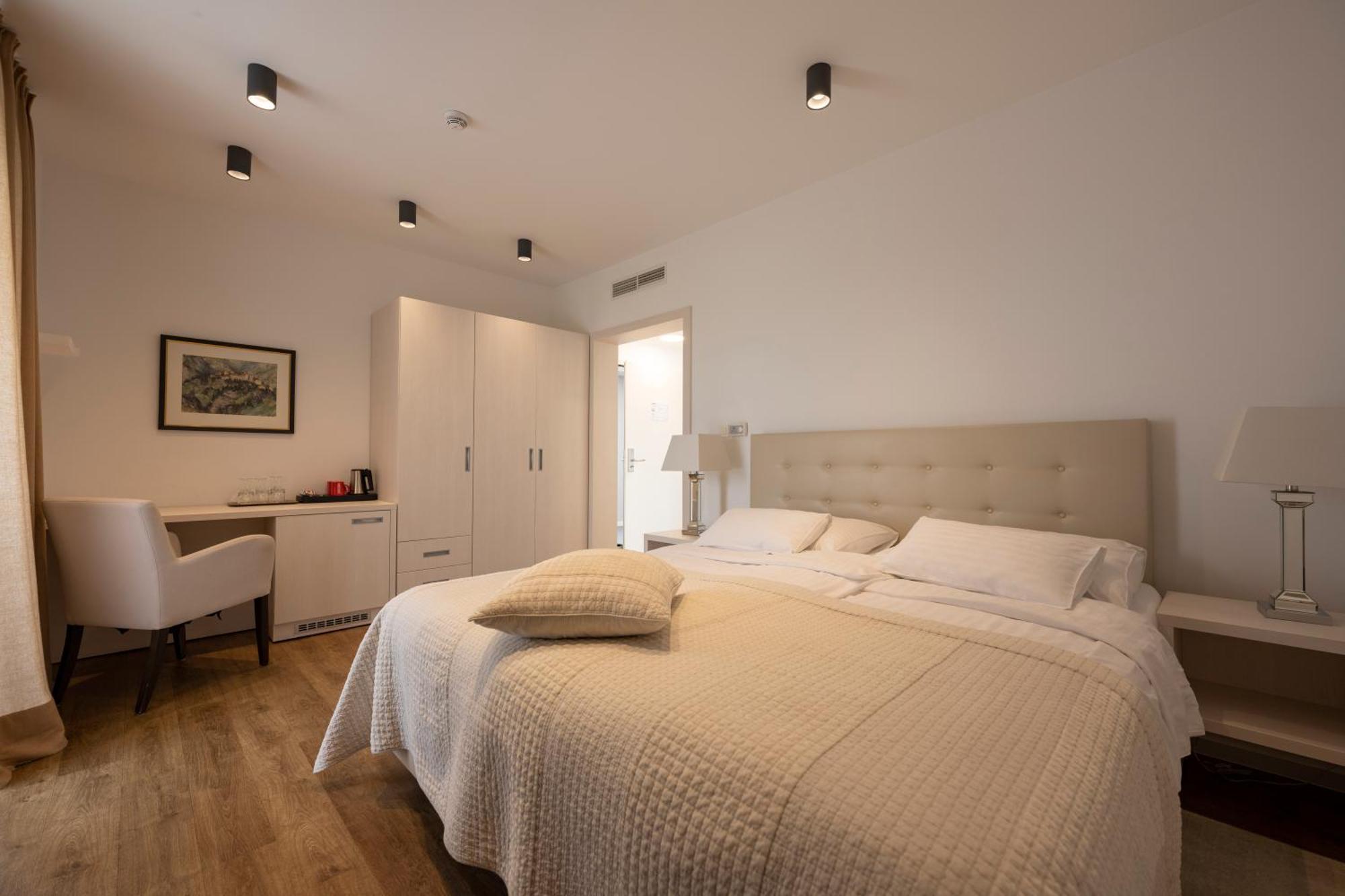 Hotel Magdalena Загреб Экстерьер фото