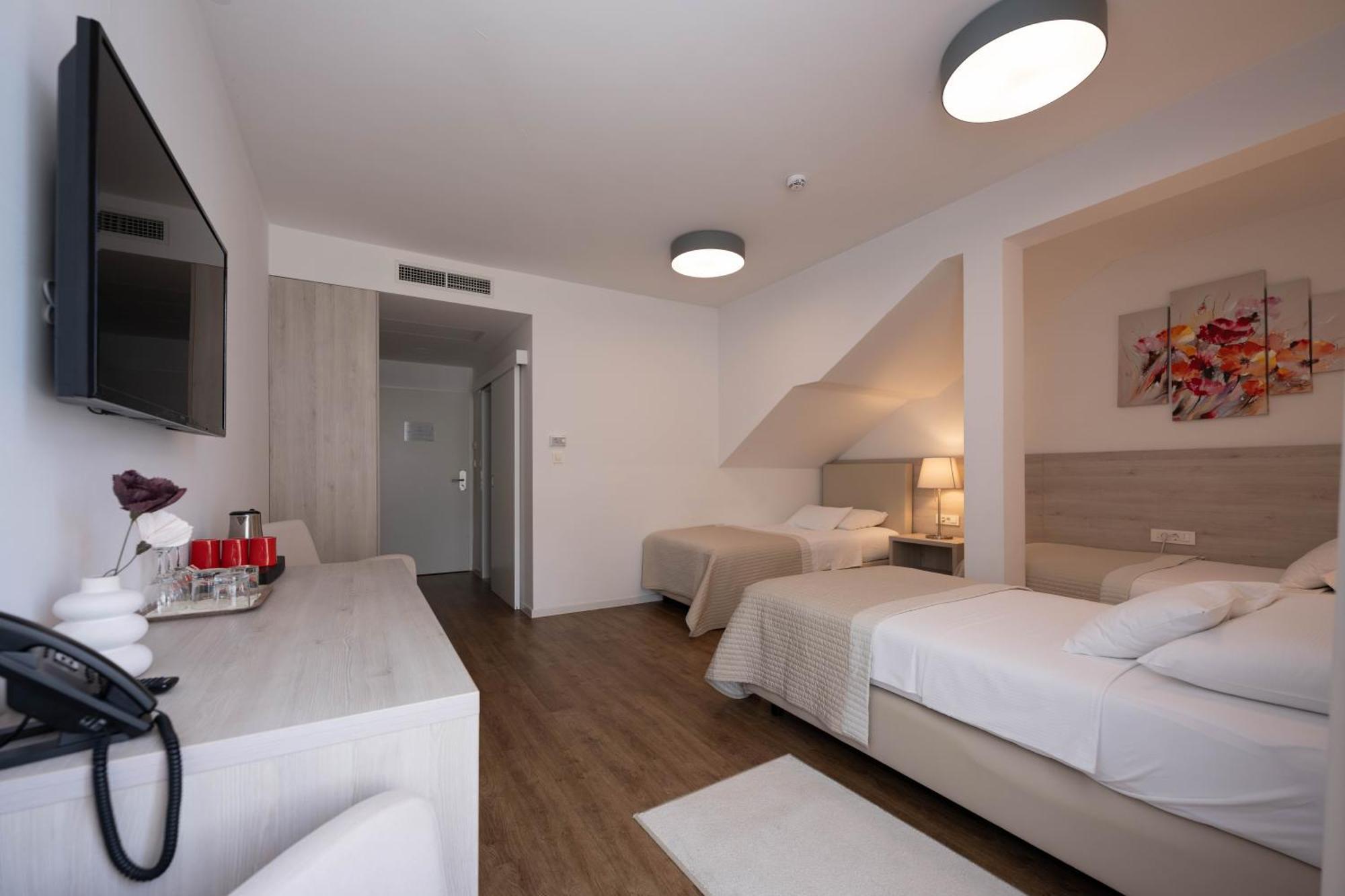 Hotel Magdalena Загреб Экстерьер фото